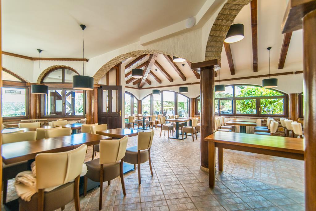 Hotel Villa Vrsar Exterior photo