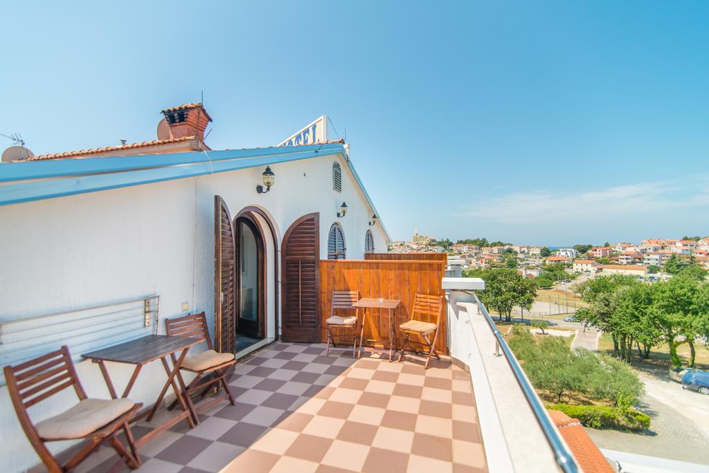 Hotel Villa Vrsar Exterior photo